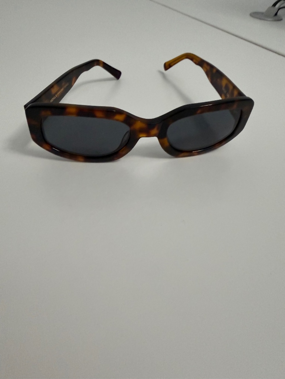 VEHLA Indi Tort Smoke Rectangle Sunglasses VS452 53mm